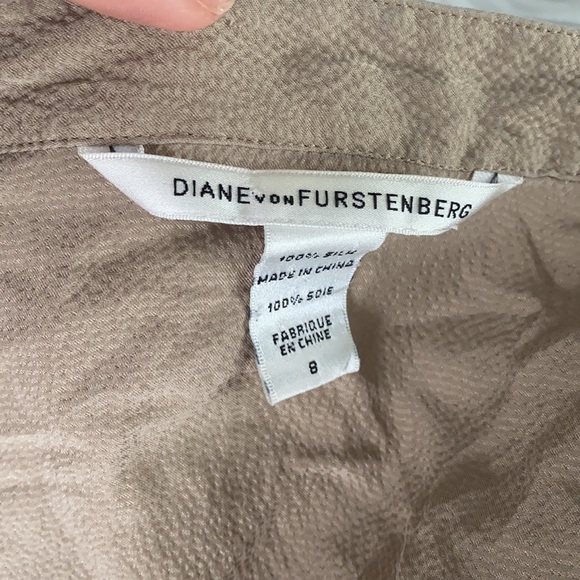 DVF taupe silk blouse - Picture 3 of 4